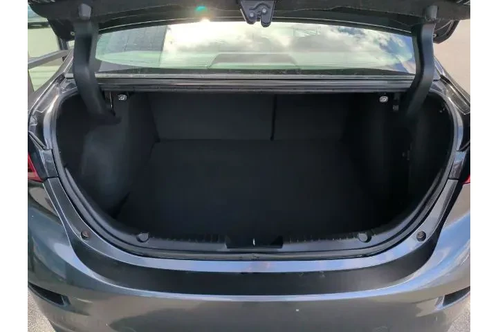 $16995 : Mazda Mazda3 2018 Touring 4d image 9