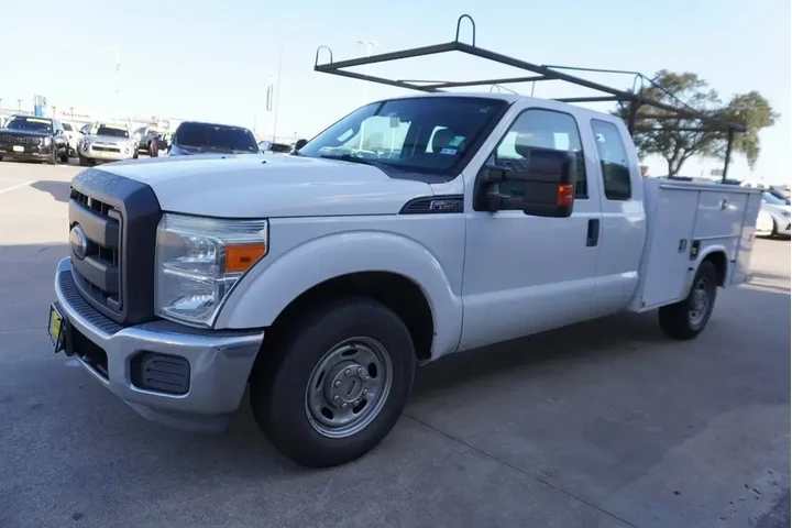 $17488 : Ford F-250 Super Duty 2014 4 image 3