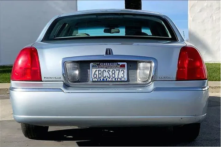 $11985 : Lincoln Town Car 2006 Signat image 4