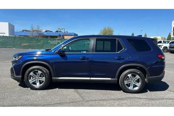 $29984 : Honda Pilot 2023 AWD EX-L 4d image 8