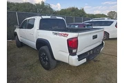 $34466 : Toyota Tacoma 2022 4x4 TRD S thumbnail