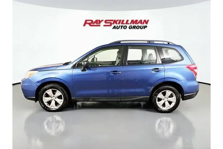 $10975 : Subaru Forester 2015 AWD 2.5 image 4