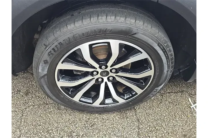 $33990 : Ford Explorer 2023 AWD ST-Li image 8