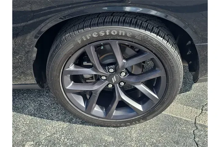 $22990 : Dodge Challenger 2022 SXT 2d image 5