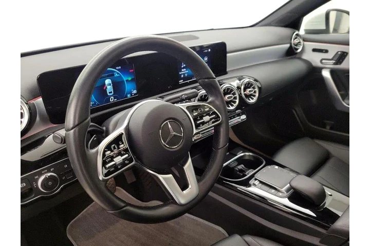 $24998 : Mercedes-Benz A-Class 2021 A image 9