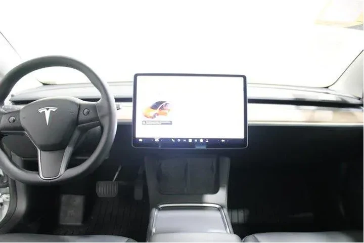 $26978 : Tesla Model 3 2021 Standard image 2