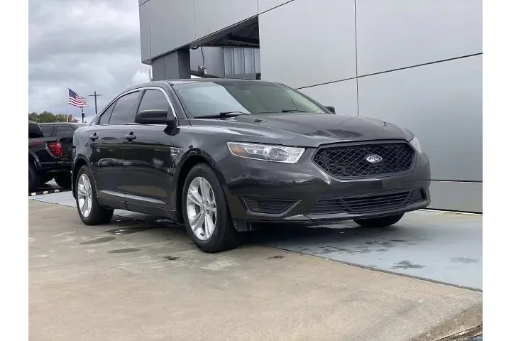 $13997 : Ford Taurus 2018 SE 4dr Seda image 1