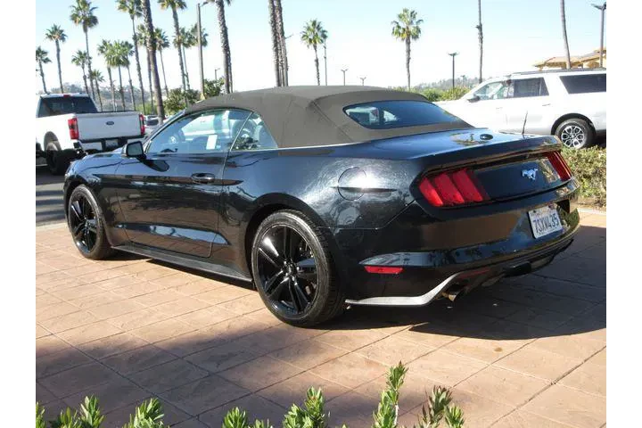 $17468 : Ford Mustang 2016 EcoBoost P image 2