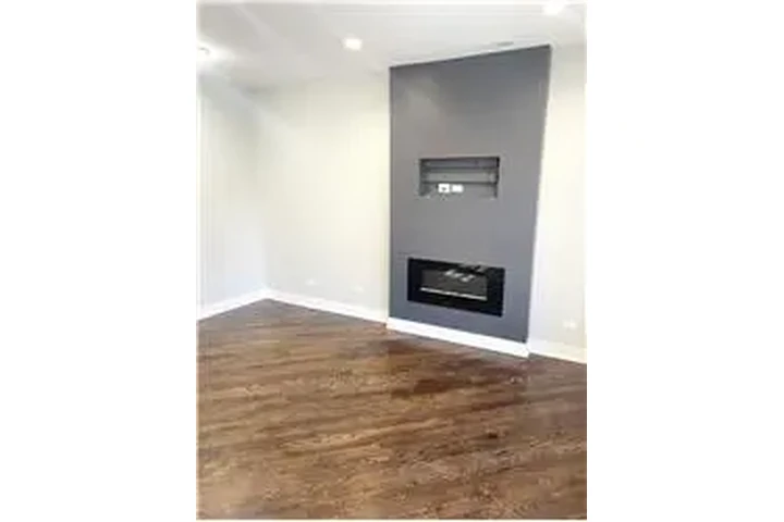 $3750 : Rental property with 3 bedro image 2