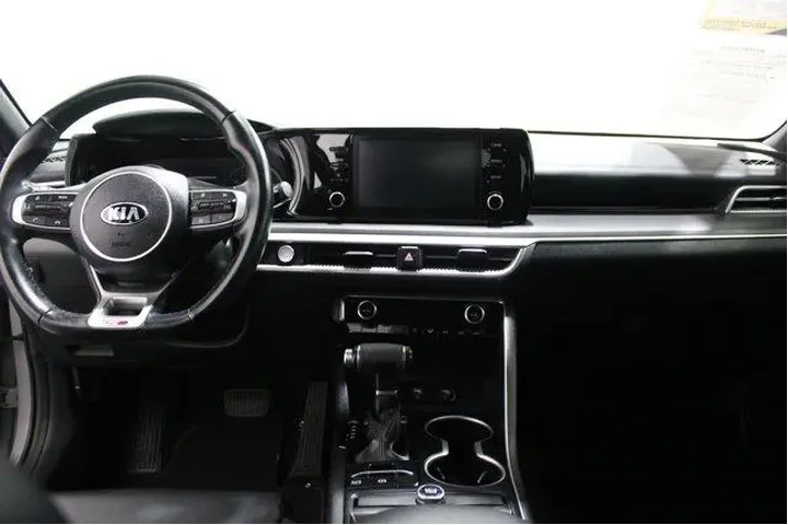 $21951 : Kia K5 2021 GT-Line 4dr Seda image 2