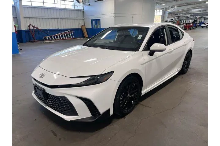 $29471 : Toyota Camry 2025 SE 4dr Sed image 7