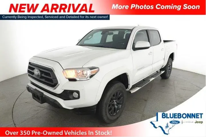 $27994 : Toyota Tacoma 2021 4x2 SR5 4 image 1