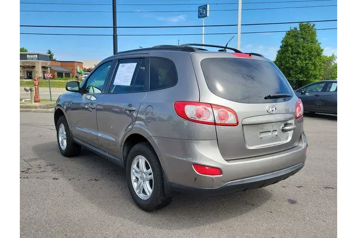 $7983 : Hyundai SANTA FE 2011 AWD GL image 3