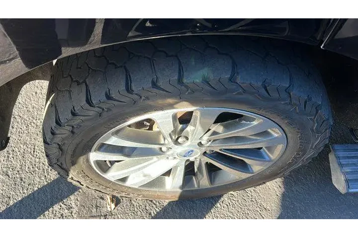 $26984 : Ford Expedition 2018 4x4 Lim image 3