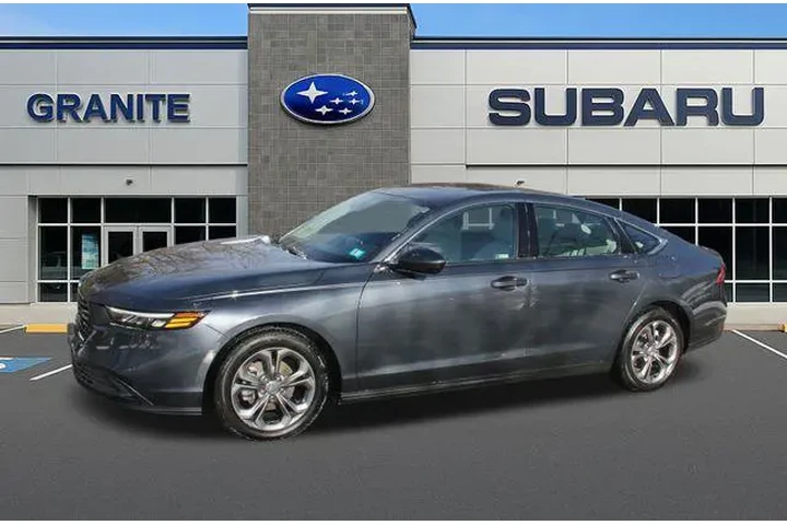 $25990 : Honda Accord 2024 EX 4dr Sed image 5