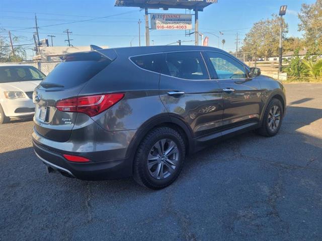 $8500 : 2013 Santa Fe Sport 2.4L image 4