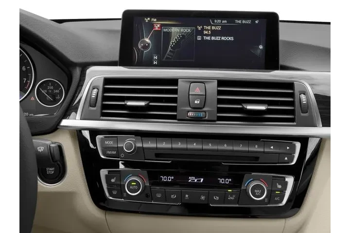 $16975 : BMW 3 Series 2017 330e iPerf image 10