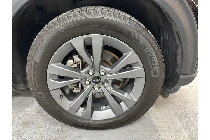 $30600 : Ford Explorer 2023 AWD XLT 4 image 2