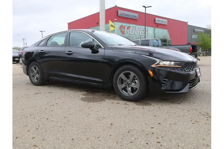$18877 : Kia K5 2023 LXS 4dr Sedan image 2