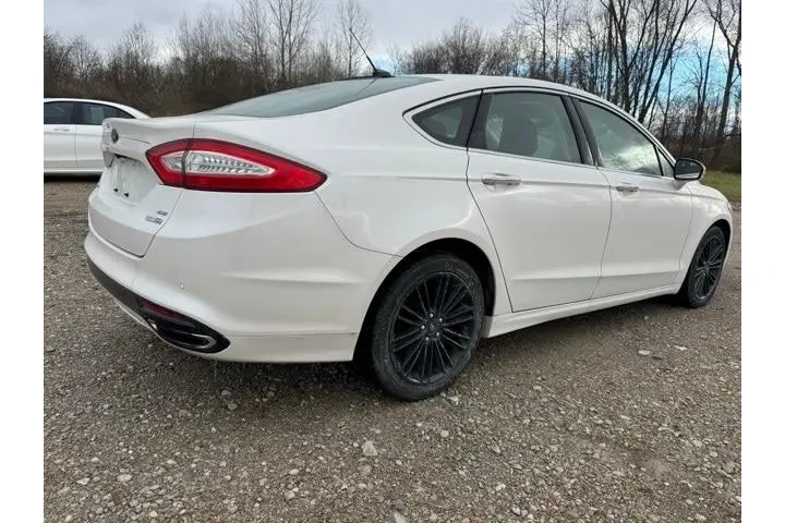 $10363 : Ford Fusion 2016 AWD SE 4dr image 6