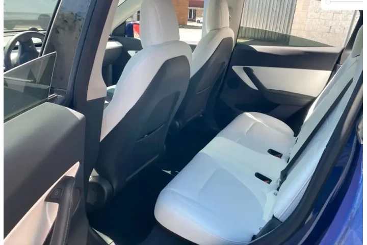 $33999 : Tesla Model Y 2022 AWD Long image 2