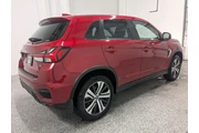 $31695 : Mitsubishi Outlander Sport 2 thumbnail