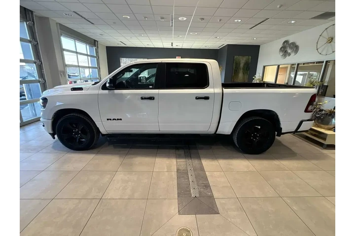 $39548 : Ram 1500 2023 4x4 Big Horn 4 image 6