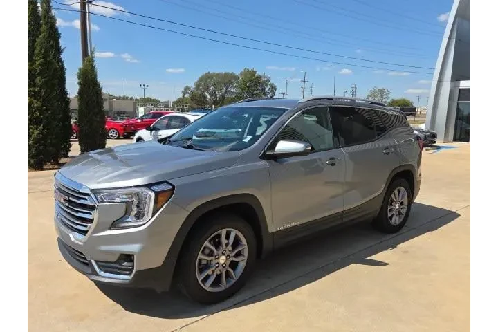 $19900 : GMC Terrain 2024 AWD SLT 4dr image 1