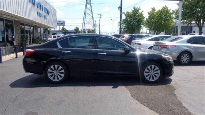 $12500 : 2014 Accord Touring image 1