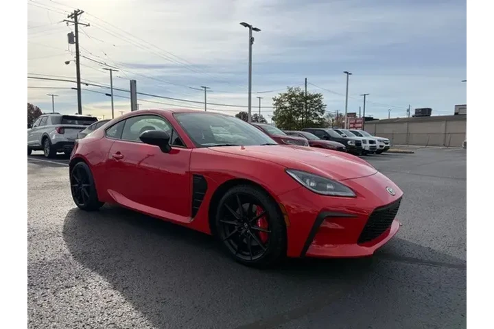 $29540 : Toyota GR86 2024 Premium 2dr image 2