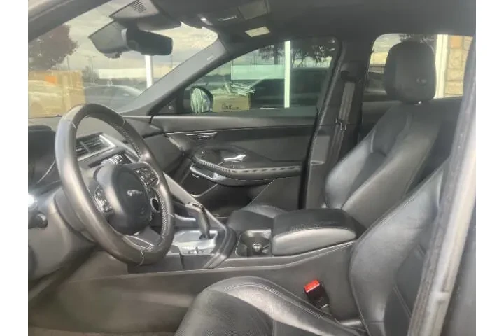 $16090 : 2018 E-PACE P250 SE image 10