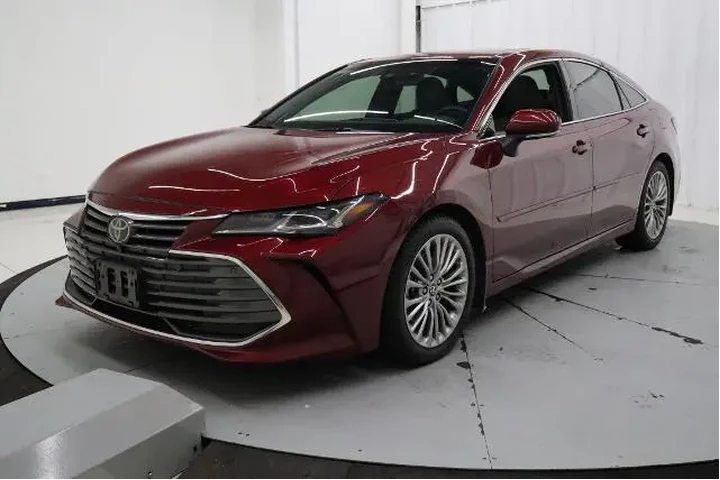 $23941 : Toyota Avalon 2019 Limited 4 image 10