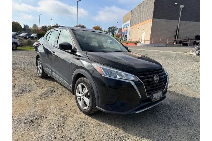 $13500 : Nissan Kicks 2022 S 4dr Cros image 7