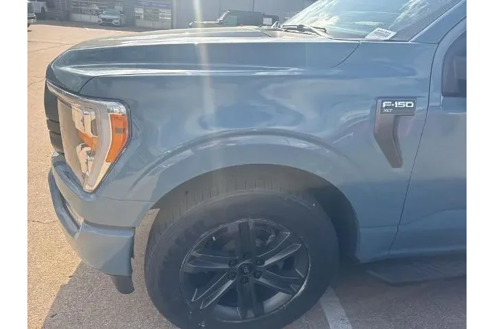 $34748 : Ford F-150 2023 4x2 XL 4dr S image 5