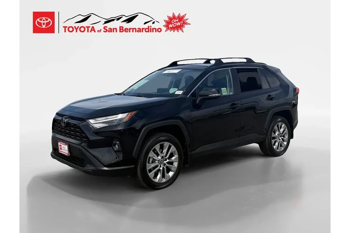 $29999 : Toyota RAV4 2023 XLE Premium image 1