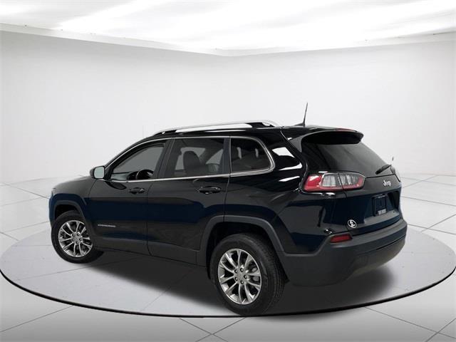 $16949 : Pre-Owned 2019 Cherokee Latit image 3