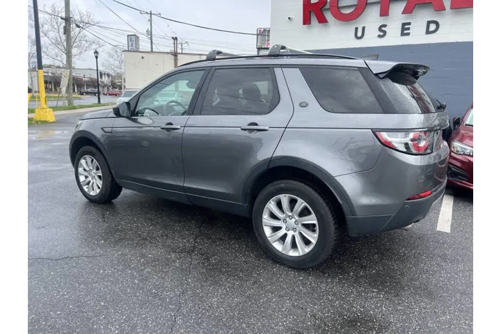 $10900 : 2017 Land Rover Discovery Spo image 7