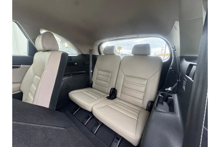 $7999 : Kia Sorento ( 3 filas ) Cash!! image 3