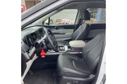 $32821 : Kia Carnival 2024 LX 4dr Min thumbnail