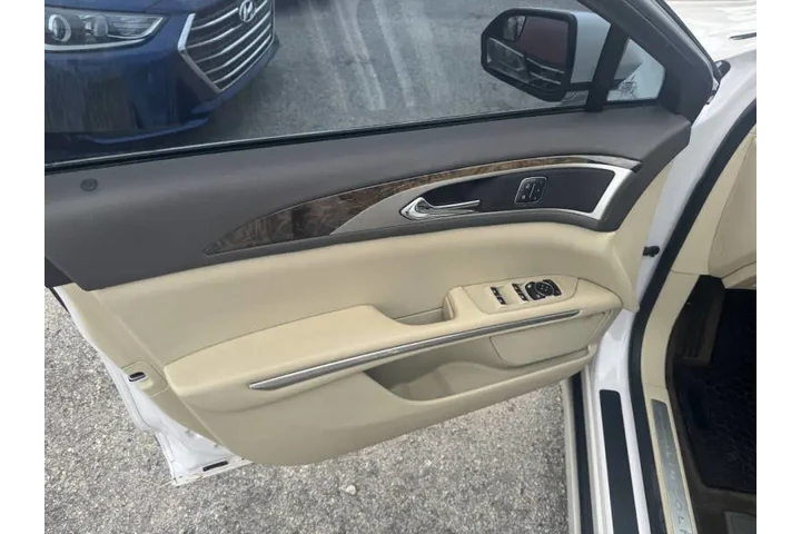 $6797 : 2015 MKZ image 10