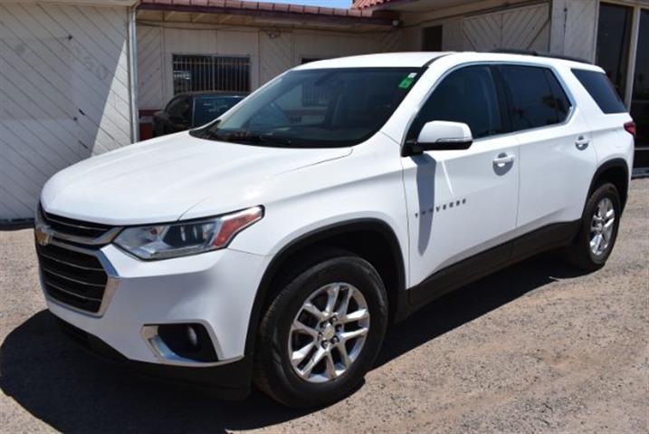 $18995 : 2019 Traverse LT Cloth FWD image 1