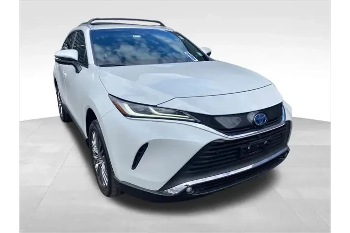 $33975 : Toyota Venza 2023 AWD LE 4dr image 2