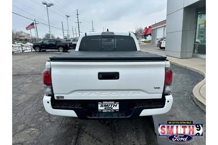 $34088 : Toyota Tacoma 2021 4x4 TRD S image 6