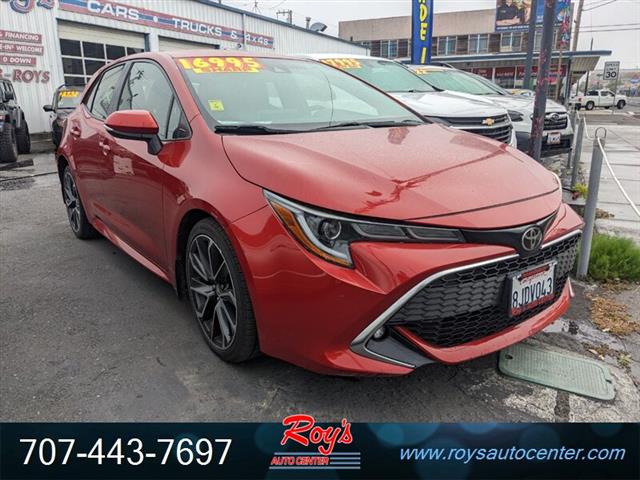 $16995 : 2019 Corolla Hatchback XSE Ha image 1