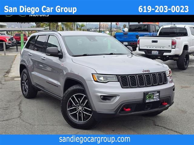 $23995 : 2017 Grand Cherokee image 1