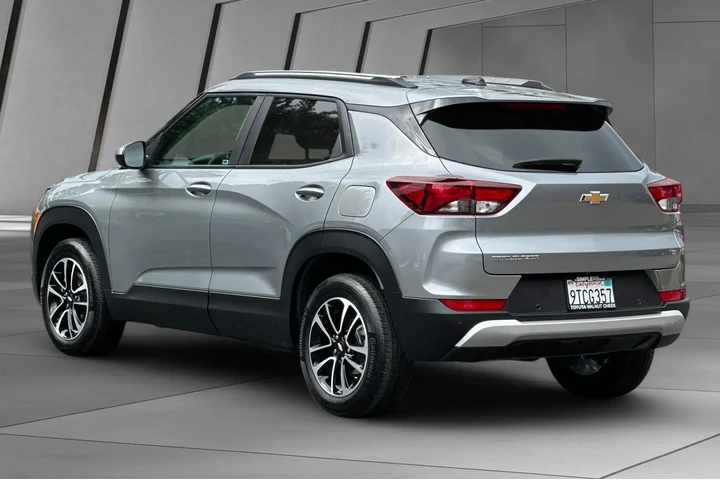 $22000 : Chevrolet Trailblazer 2025 L image 10