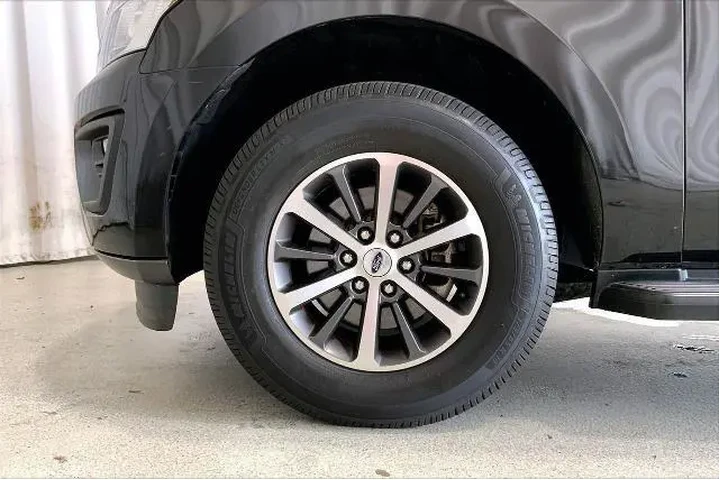 $27991 : Ford Expedition 2021 4x2 XLT image 6