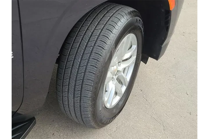 $39665 : Chevrolet Tahoe 2023 4x4 LT image 7