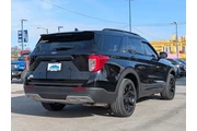 $21998 : Ford Explorer 2021 AWD XLT 4 thumbnail
