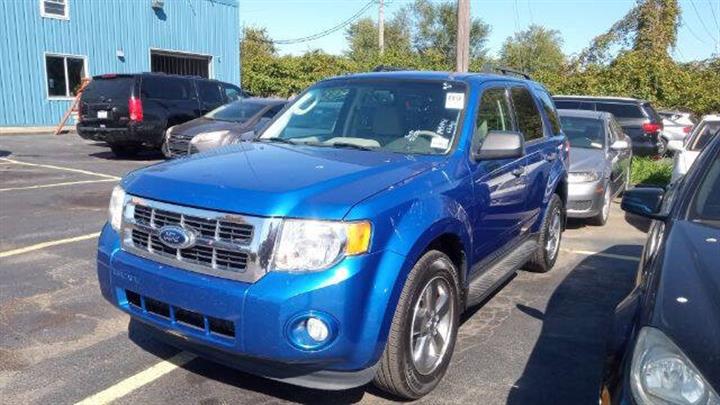 $6990 : 2012 Escape XLT image 2